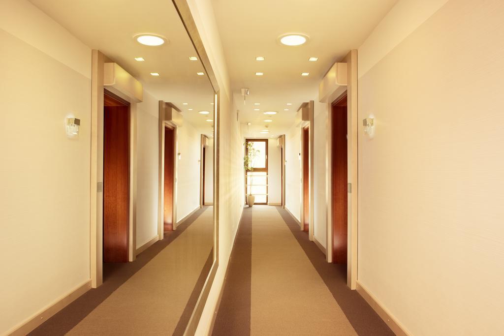 Hotel Ambassador Кошице Екстер'єр фото