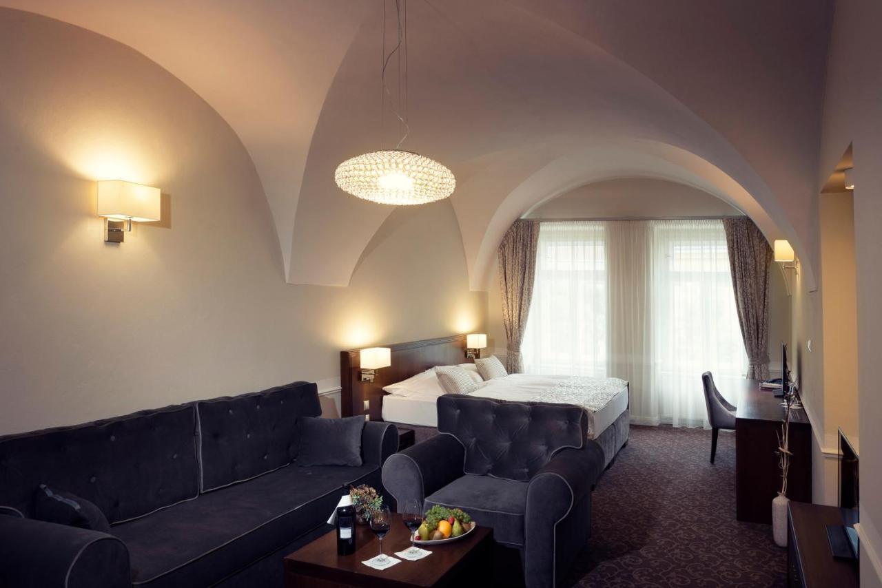 Hotel Ambassador Кошице Екстер'єр фото