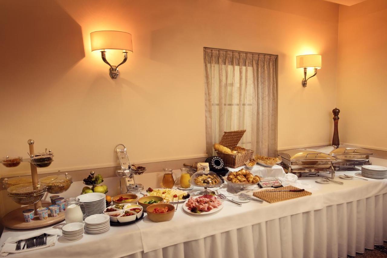 Hotel Ambassador Кошице Екстер'єр фото