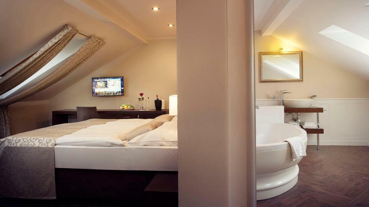 Hotel Ambassador Кошице Екстер'єр фото